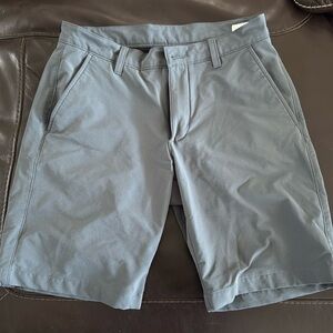 Under armor men’s size 32 charcoal shorts